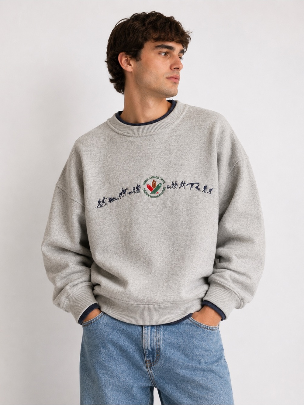 Vintage Trans Canada Trail Embroidered Crewneck Sweatshirt Canada Made L